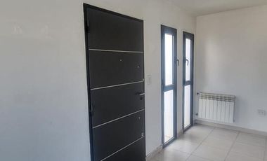 Departamento en  alquiler a cuadras del centro de Neuquén