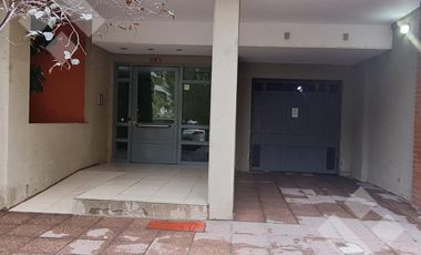venta departamento 1 dorm con balcon. Tte Ibañez al 500
