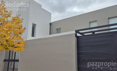 Alquiler amplia Casa 3 Dor. Z/Terrazas de Neuquen