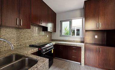 Casa en venta en condominio con seguridad las 24 hrs