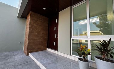 Casa en venta en condominio con seguridad las 24 hrs