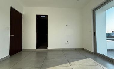 Casa en venta  en coto con acceso controlado.