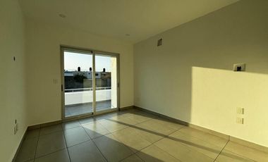 Casa en venta  en coto con acceso controlado.