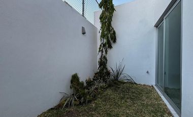 Casa en condominio en venta al norte de villa de alvarez