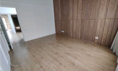 Acogedora Casa Reformada Envig Montessori  1500 Mill