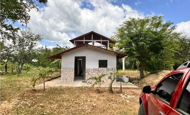 VENDO CASA CAMPESTRE CONDOMINIO LAS ACACIAS