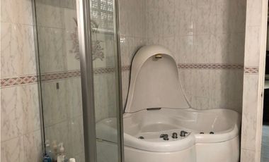 SE VENDE CASA EN EL DORAL, TUMBA MUERTO