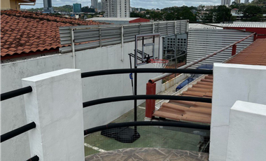 Casa en venta  Los Guayacanes-Hato Pintado (BO)