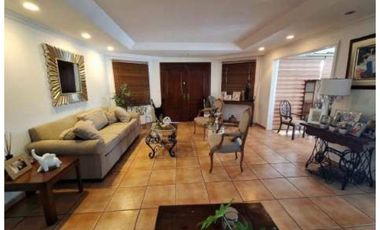 Casa en venta  Los Guayacanes-Hato Pintado (BO)