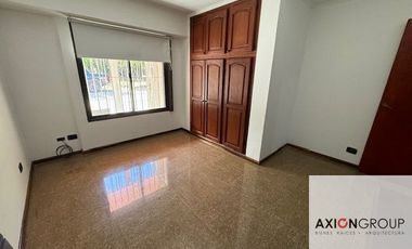 Casa en venta de 5 dormitorios c/ cochera en Berisso