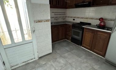 Casa en venta de 5 dormitorios c/ cochera en Berisso