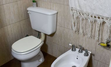 Casa 6 ambientes en block en venta la boca