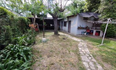 Venta casa 6 ambientes y garaje en Bosques