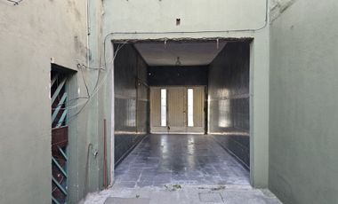 VENTA CASA 5 AMB PATIO COCHERA 4 AUTOS L.MIRADOR