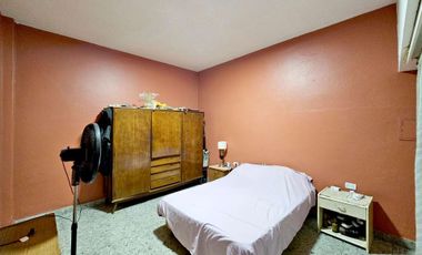 VENTA CASA 5 AMB PATIO COCHERA 4 AUTOS L.MIRADOR