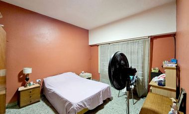 VENTA CASA 5 AMB PATIO COCHERA 4 AUTOS L.MIRADOR
