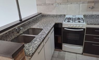 DEPARTAMANTO 2 AMB BALCÓN COCHERA AVELLANEDA