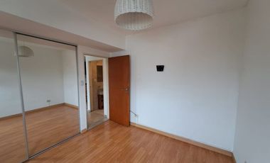 DEPARTAMANTO 2 AMB BALCÓN COCHERA AVELLANEDA