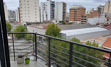 DEPARTAMANTO 2 AMB BALCÓN COCHERA AVELLANEDA