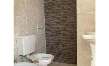 DÚPLEX DE 2 DORMITORIOS AL FRENTE EN VENTA