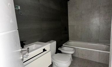 Departamento en venta - 2 Dormitorios 2 Baños - 75Mts2 - Wilde
