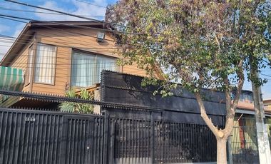 Casa en Venta en Casa 5Habitaciones 4 baños sin comisión peñalolen