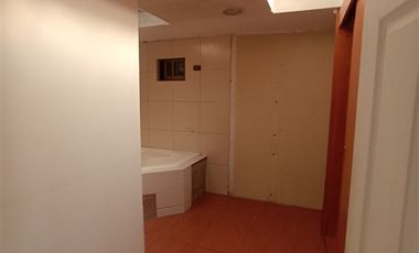 Casa en Venta en Casa 5Habitaciones 4 baños sin comisión peñalolen