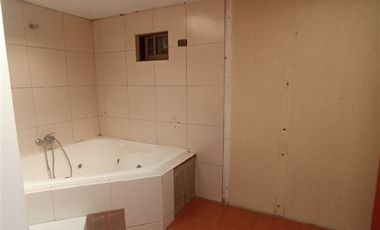 Casa en Venta en Casa 5Habitaciones 4 baños sin comisión peñalolen