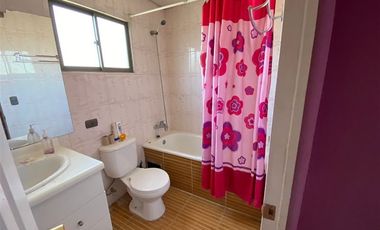 Casa en Venta en Casa 5Habitaciones 4 baños sin comisión peñalolen