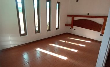 Casa en Venta en Casa 5Habitaciones 4 baños sin comisión peñalolen