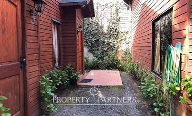 Excelente complejo de cabañas en el centro de Pucón.