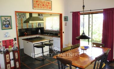 Casa y 2 departamentos en parcela, cercano a Pucón.