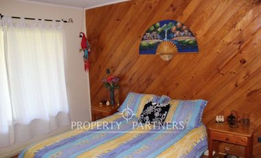 Casa y 2 departamentos en parcela, cercano a Pucón.