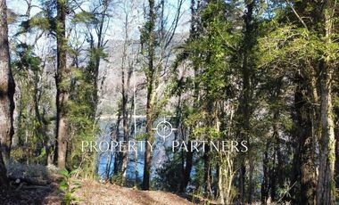 Hermosas Parcelas a orillas de Laguna.