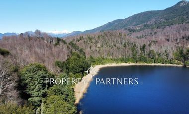 Hermosas Parcelas a orillas de Laguna.