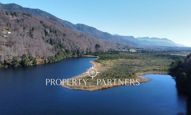Hermosas Parcelas a orillas de Laguna.