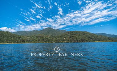 Hermosas Parcelas a orillas de Laguna.