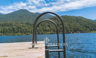 Hermosas Parcelas a orillas de Laguna.