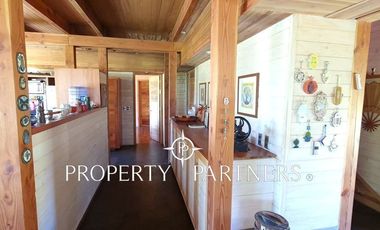 Espectacular casa en un entorno soñado.-