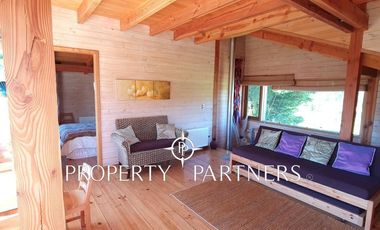 Espectacular casa en un entorno soñado.-