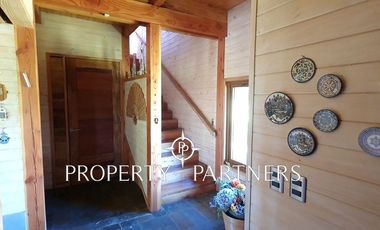 Espectacular casa en un entorno soñado.-