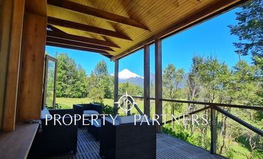 Espectacular casa en un entorno soñado.-