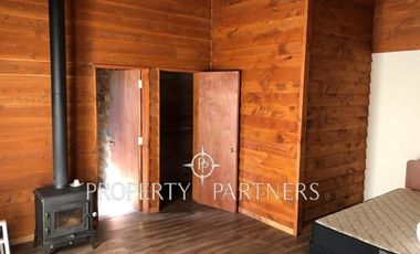 Casa con diseño estilo galpón