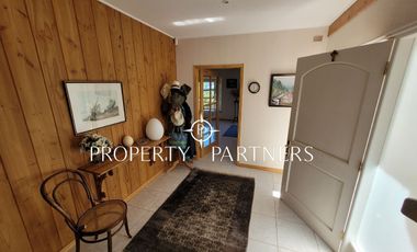 Hermosa casa a orillas del Lago Caburgua