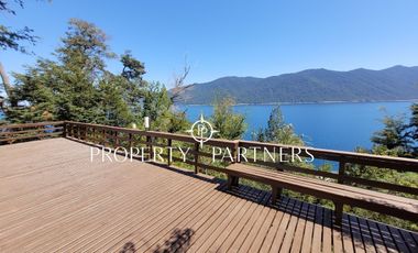 Hermosa casa a orillas del Lago Caburgua