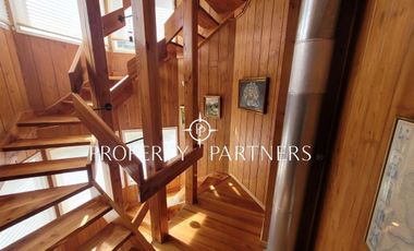 Hermosa casa a orillas del Lago Caburgua