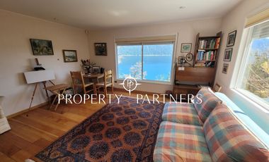 Hermosa casa a orillas del Lago Caburgua