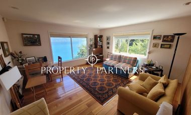 Hermosa casa a orillas del Lago Caburgua