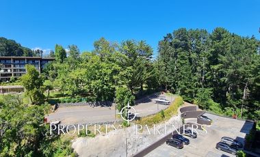 Cómodo departamento con vista al Lago.-