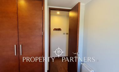 Cómodo departamento con vista al Lago.-